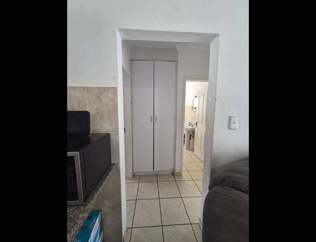 2 BEDROOM APARTMENT FOR SALE IN PARKRAND